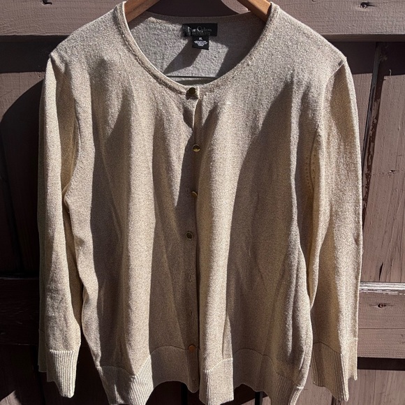 💕LIKE NEW💕 Light Gold Metallic-Thread Cardigan - Picture 4 of 13